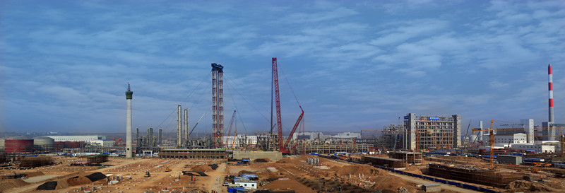 建设中的蒲城煤制烯烃项目全景.jpg